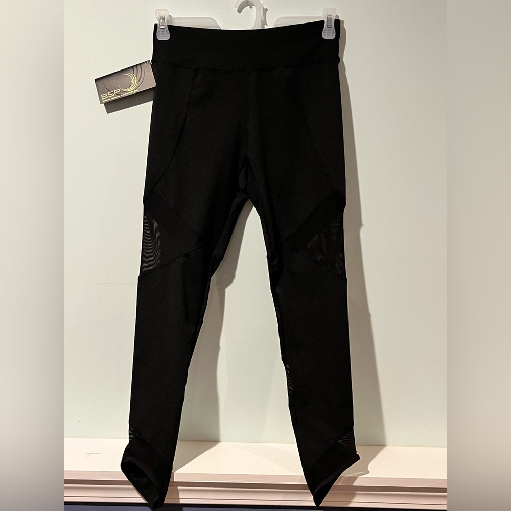 Better Sports Performance Women’s Lightweight Black Leggings NEW, Size XL
